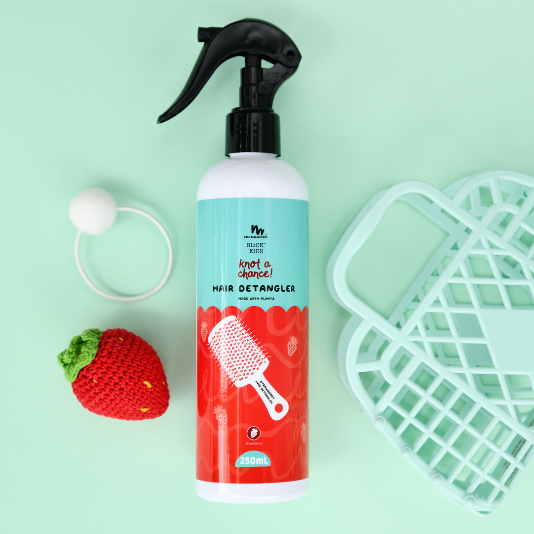 SLiCK KiDS Hair Detangling Spray in Strawberry 250ml